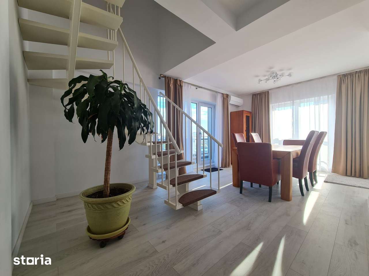 Penthouse tip duplex | 3 camere | Vedere libera lacul Tei | etaj 9&10 — fotografia 2