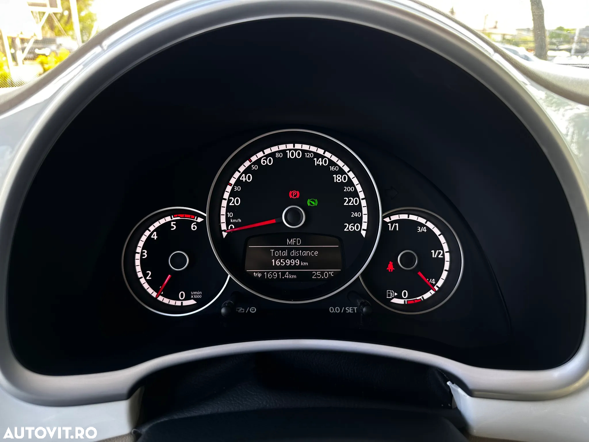 Volkswagen Beetle 1.6 TDI DSG7 Design - 8