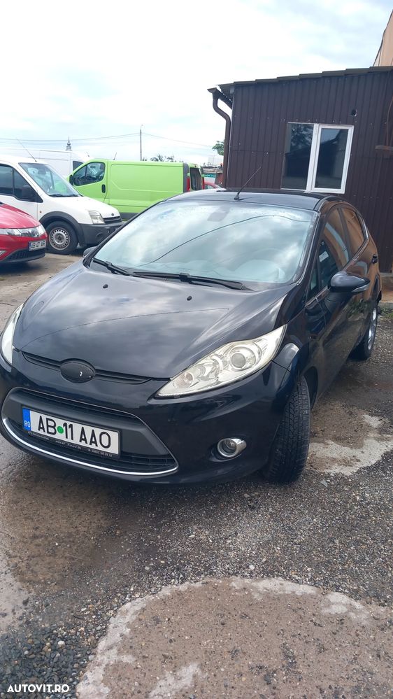 Ford Fiesta 1.25i Ambiente - 1
