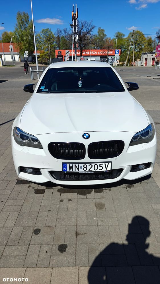 BMW Seria 5 520d xDrive - 1