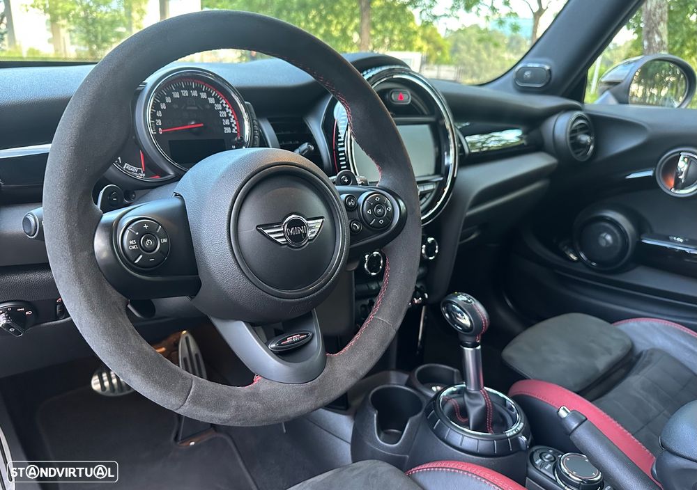 MINI 3 Portas John Cooper Works Auto Desportiva - 15