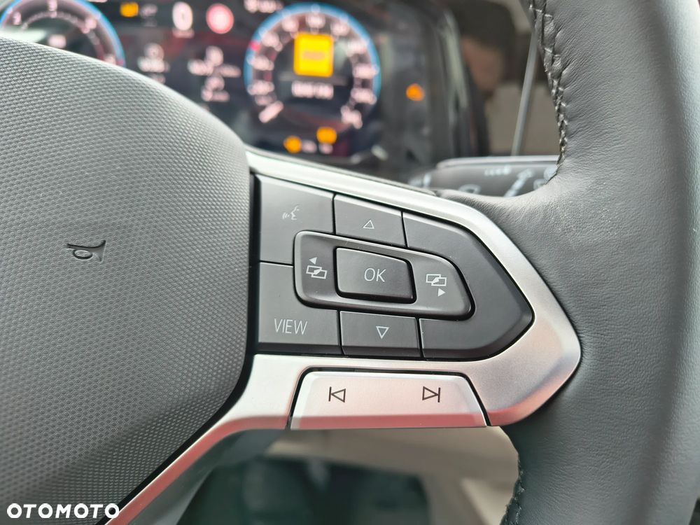 Volkswagen Multivan ver-2-0-tdi-l2-edition-dsg - 11