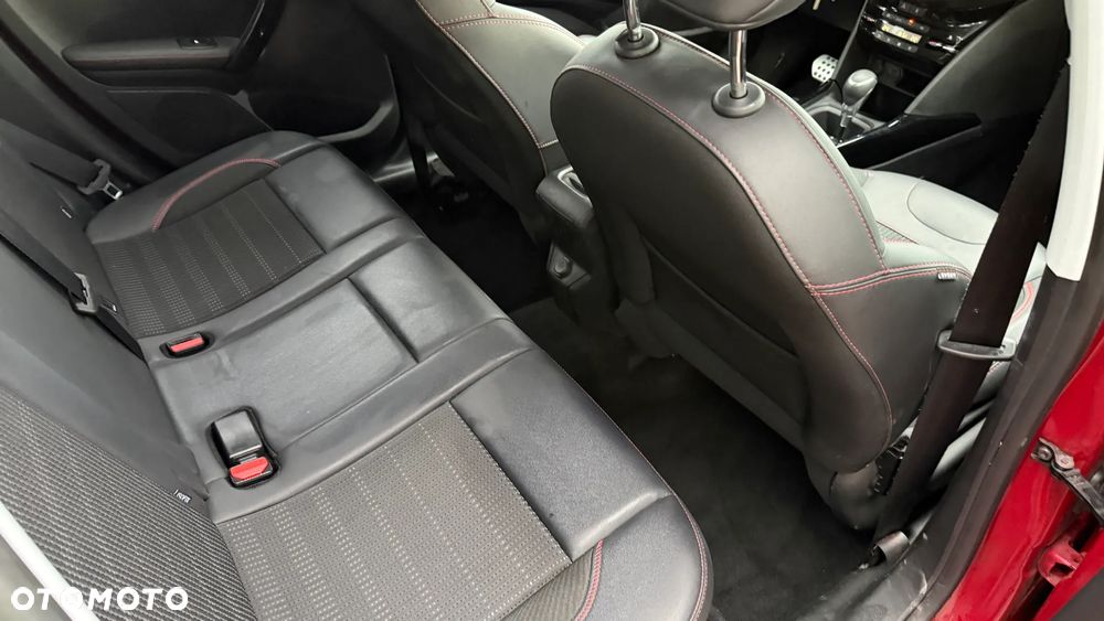 Peugeot 2008 PureTech 110 Stop&Start EAT6 GT-Line Edition - 13