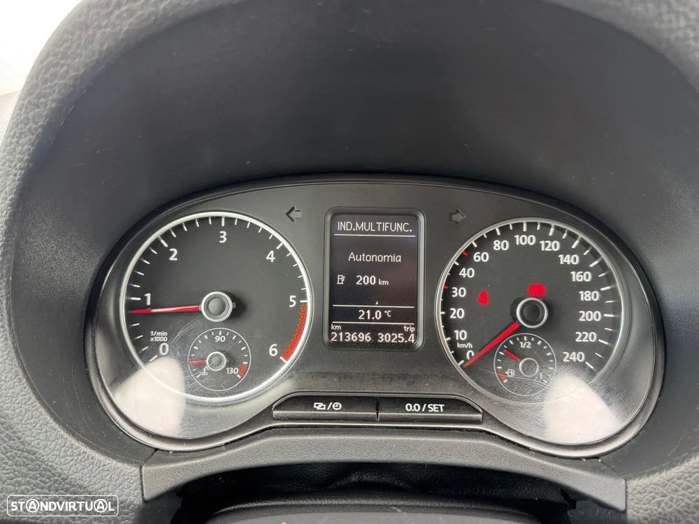 VW Amarok 2.0 BiTDI BMT Highline - 34