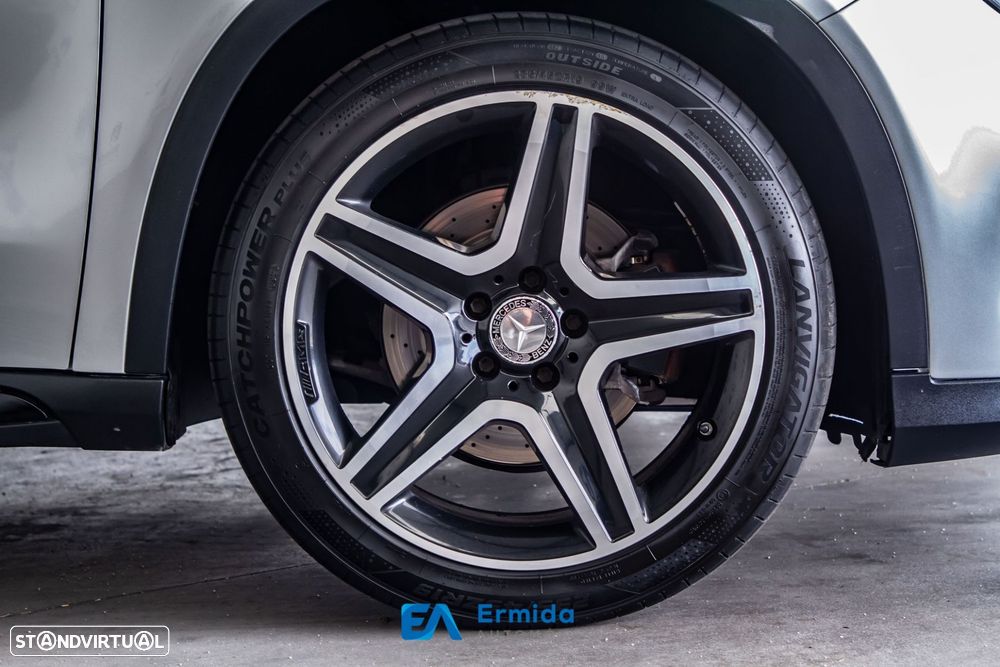 Mercedes-Benz GLA 220 d AMG Line - 16