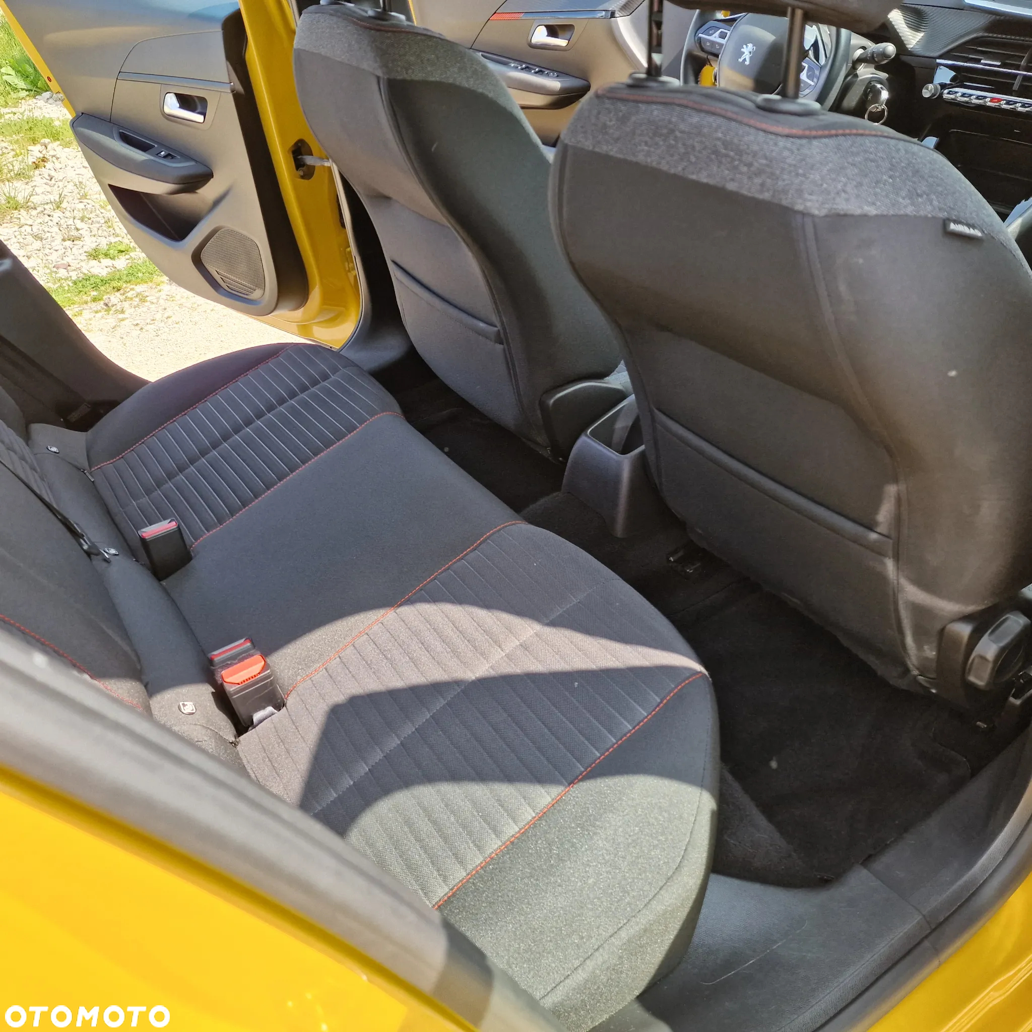 Peugeot 208 1.2 PureTech Allure S&S - 16