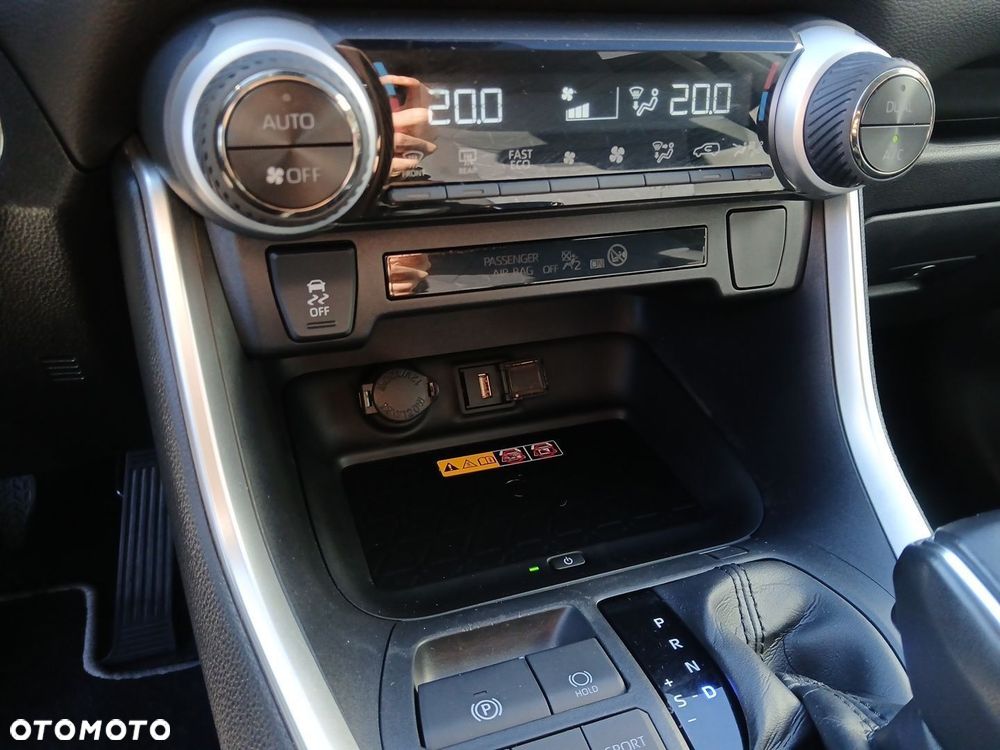 Toyota RAV4 - 34