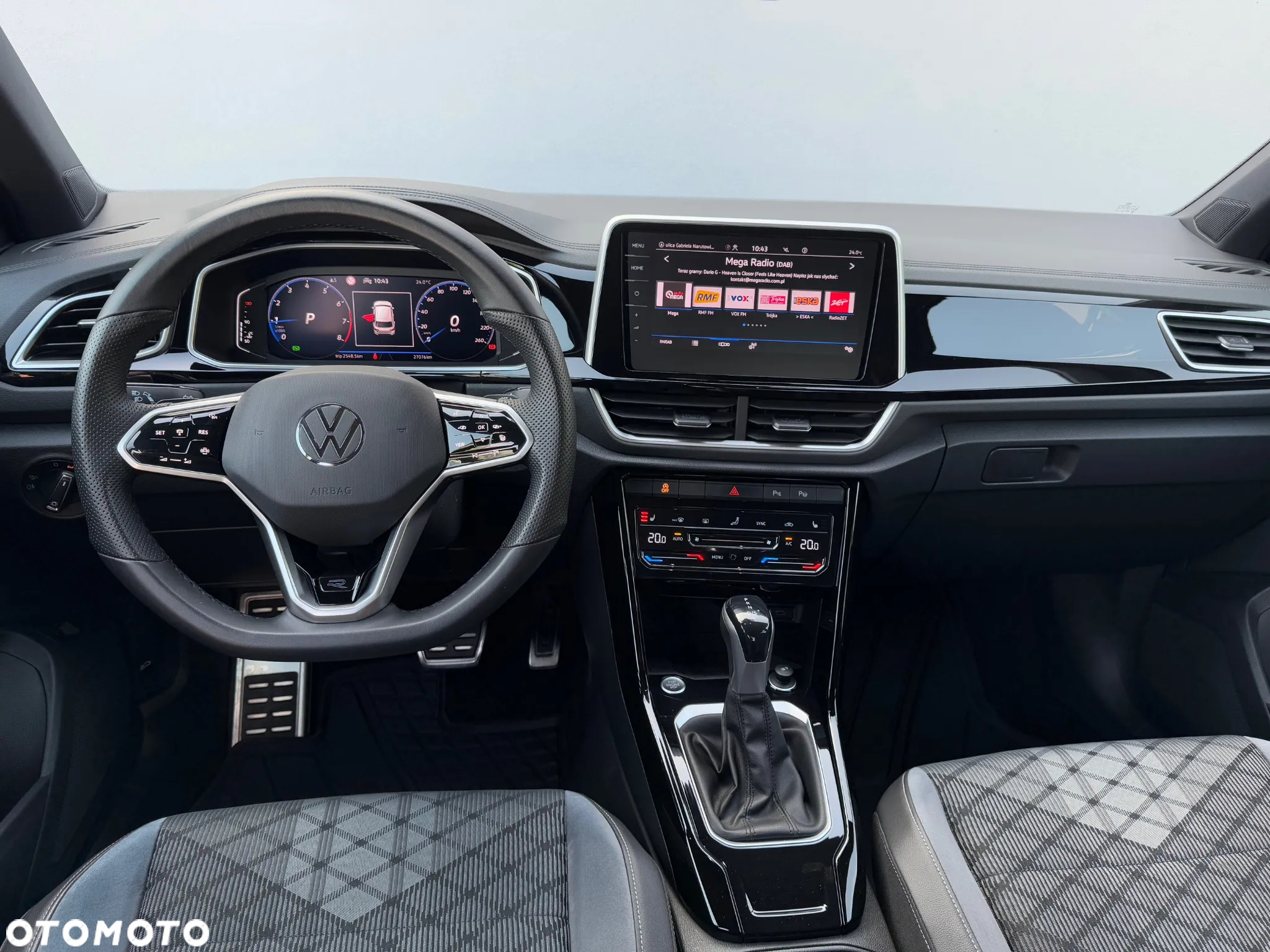 Volkswagen T-Roc 1.5 TSI Style DSG - 13