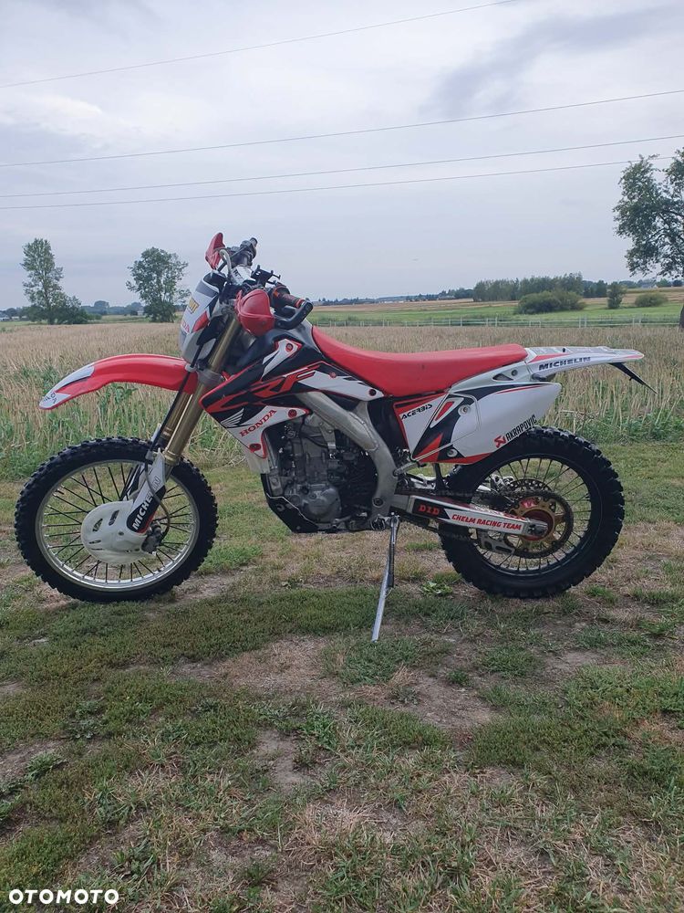 Honda CRF - 6