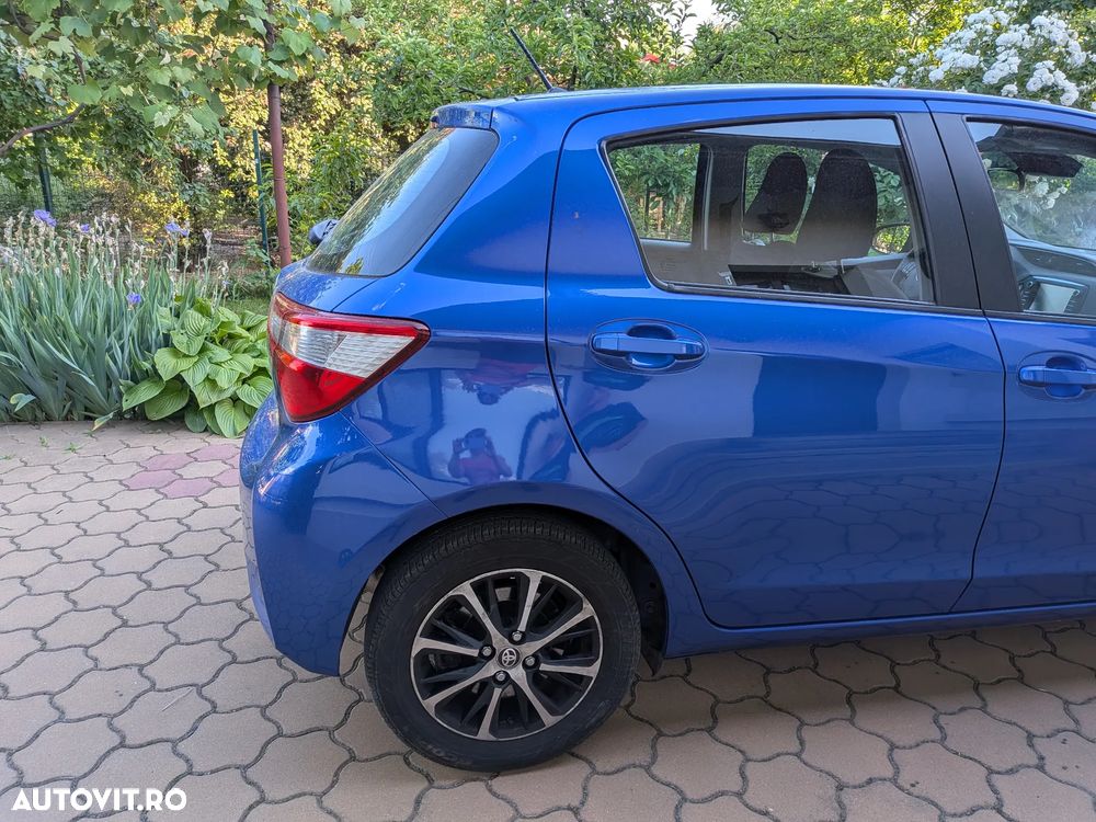 Toyota Yaris - 4