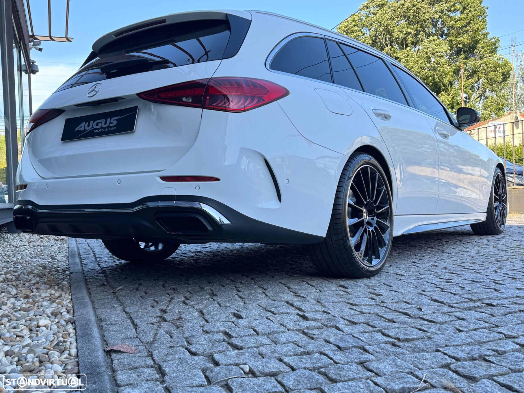 Mercedes-Benz C 220 d AMG Line - 4