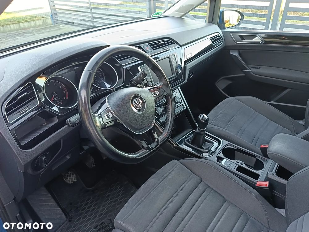 Volkswagen Touran 1.4 TSI BMT Highline - 15