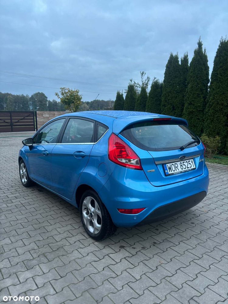 Ford Fiesta - 5