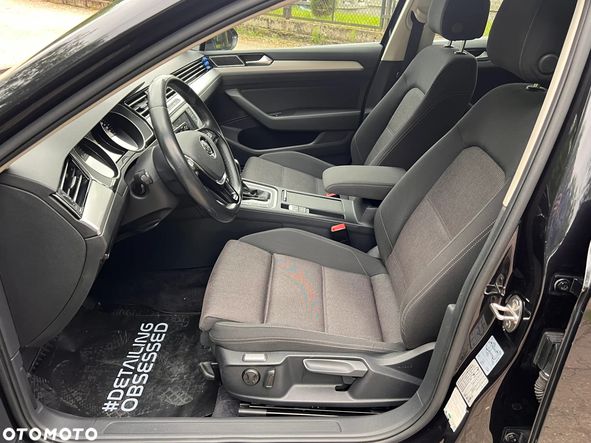 Volkswagen Passat 2.0 TDI BMT Trendline DSG7 - 19