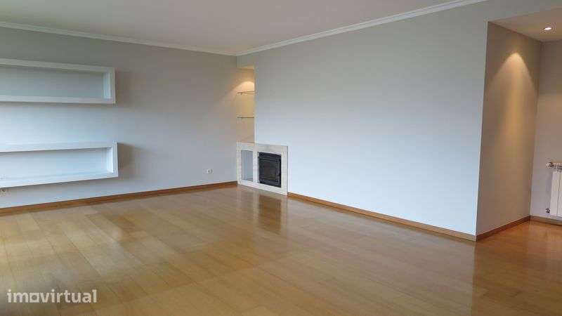 Arrendamento Apartamento T4 Braga - Grande imagem: 3/12