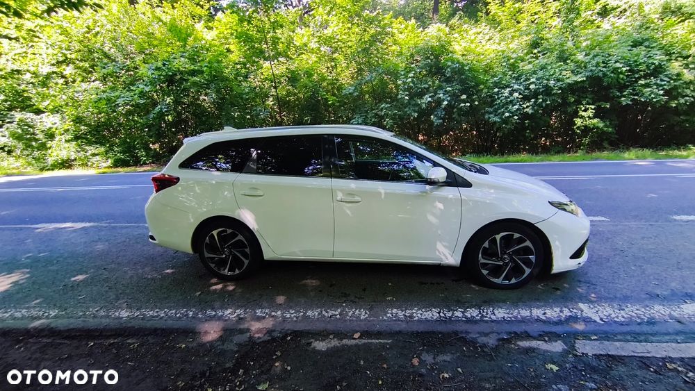 Toyota Auris 1.6 D-4D Comfort - 6