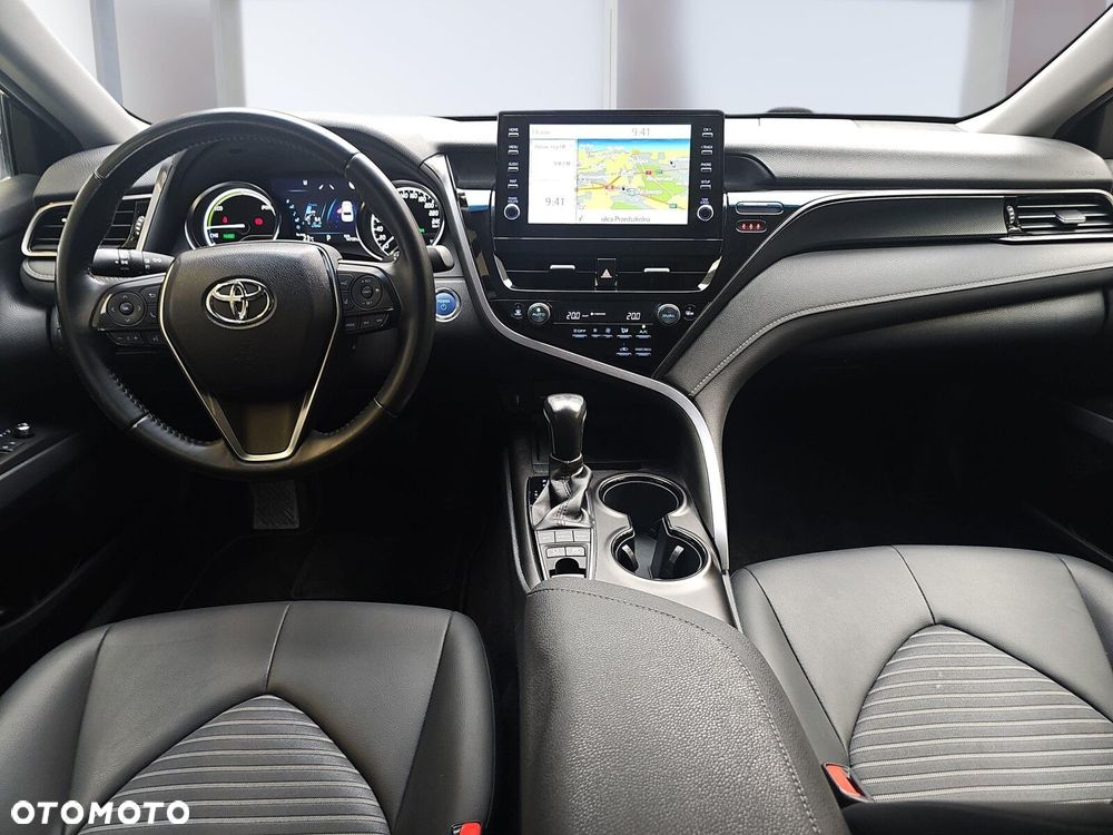 Toyota Camry 2.5 Hybrid Prestige CVT - 8