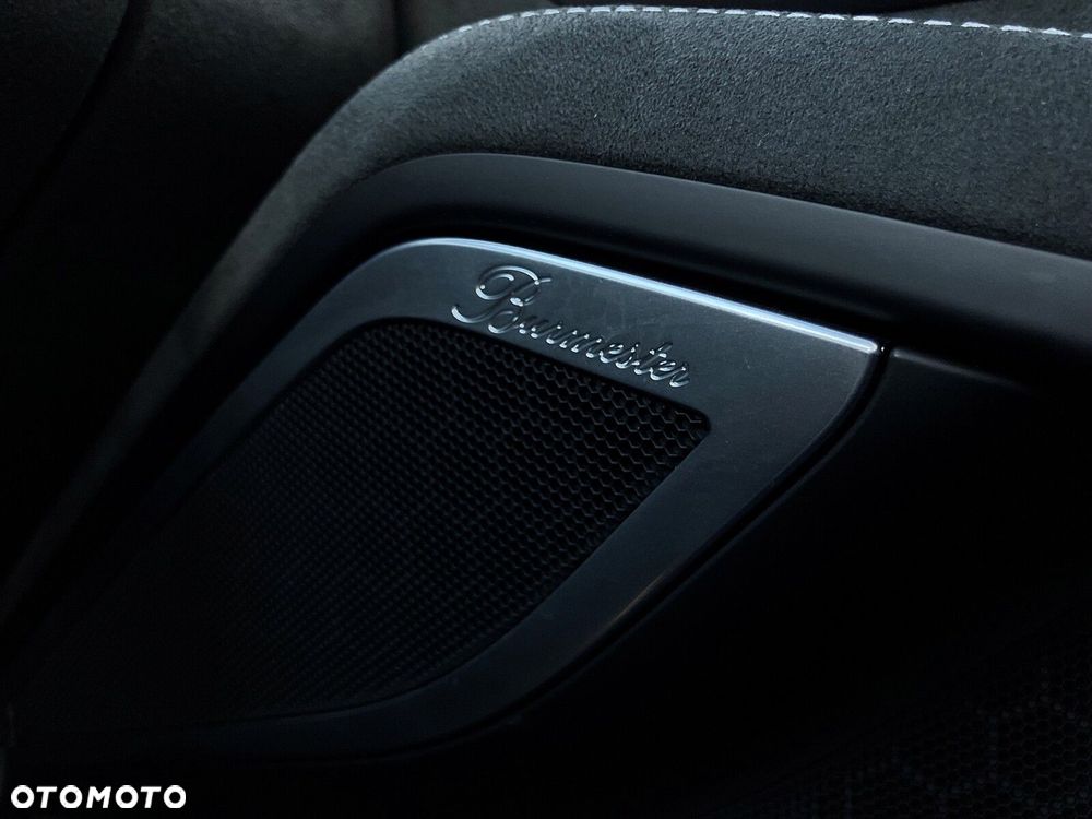 Porsche 718 Spyder - 32