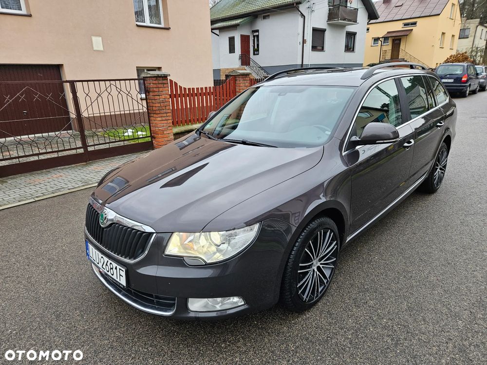 Skoda Superb 2.0 TDI DSG Elegance - 1