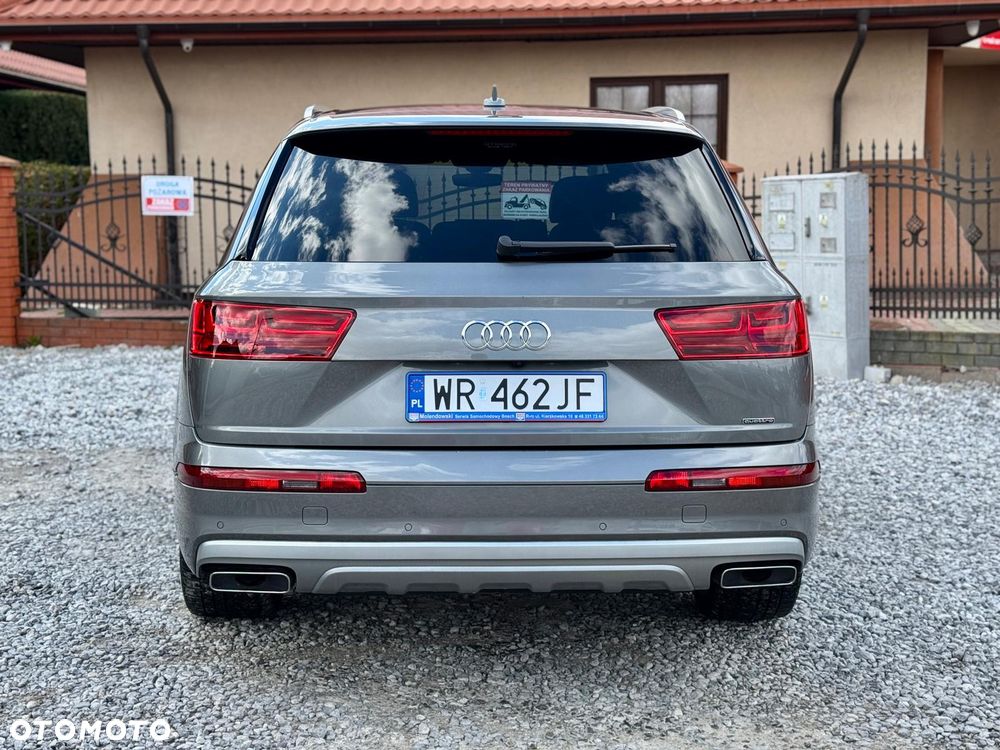 Audi Q7 - 9