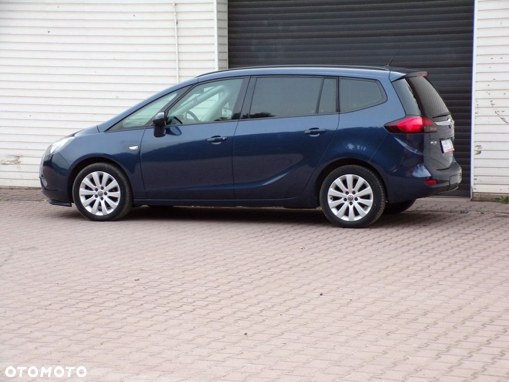 Opel Zafira - 15