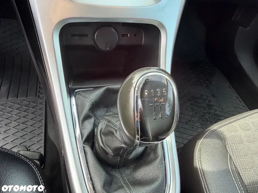 Opel Astra 1.4 Turbo Edition - 23
