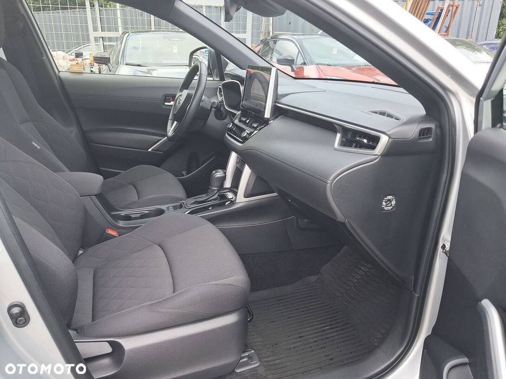 Toyota Corolla Cross 2.0 Hybrid Style - 19