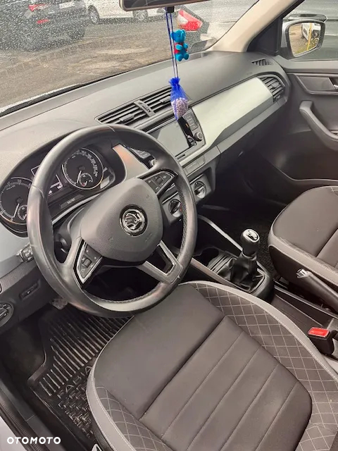 Skoda Fabia 1.0 TSI Active - 6