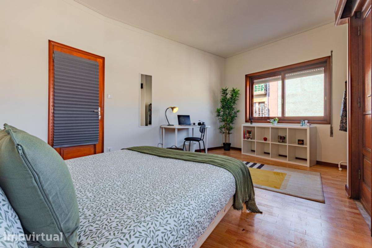 Quarto - localizado em Santo Ildefonso Porto - Grande imagem: 5/33