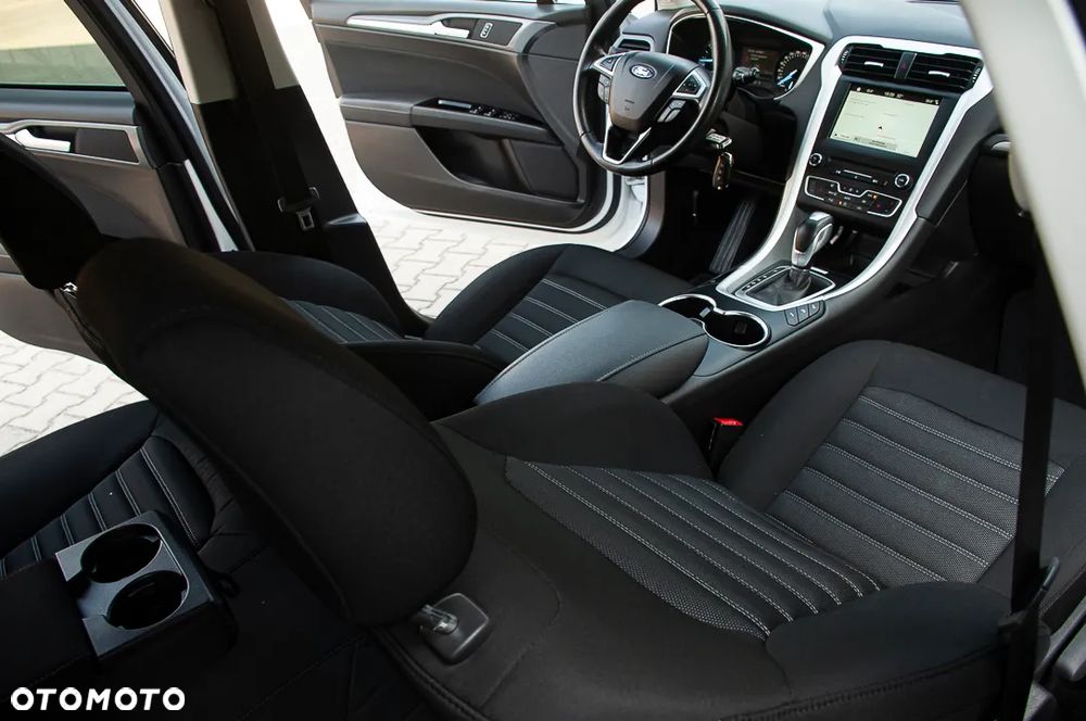 Ford Mondeo 2.0 TDCi STart-Stopp PowerShift-Aut Titanium - 9