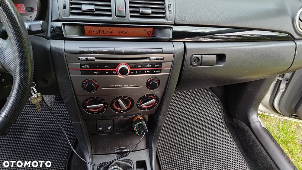Mazda 3 - 9