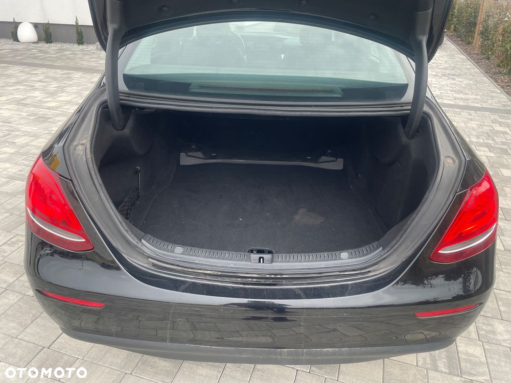 Mercedes-Benz Klasa E 200 d 9G-TRONIC Exclusive - 20