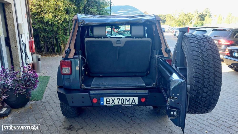 Jeep Wrangler 2.8 CRD DPF Sport - 6