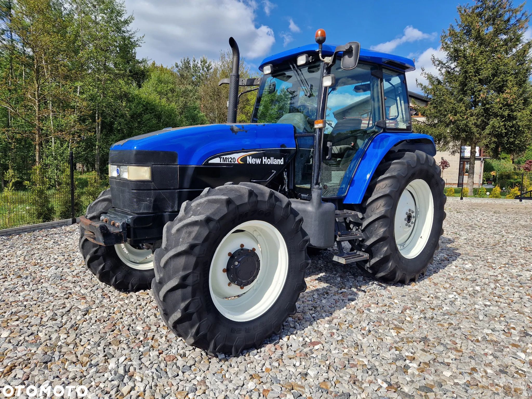 New Holland TM 120 - 1