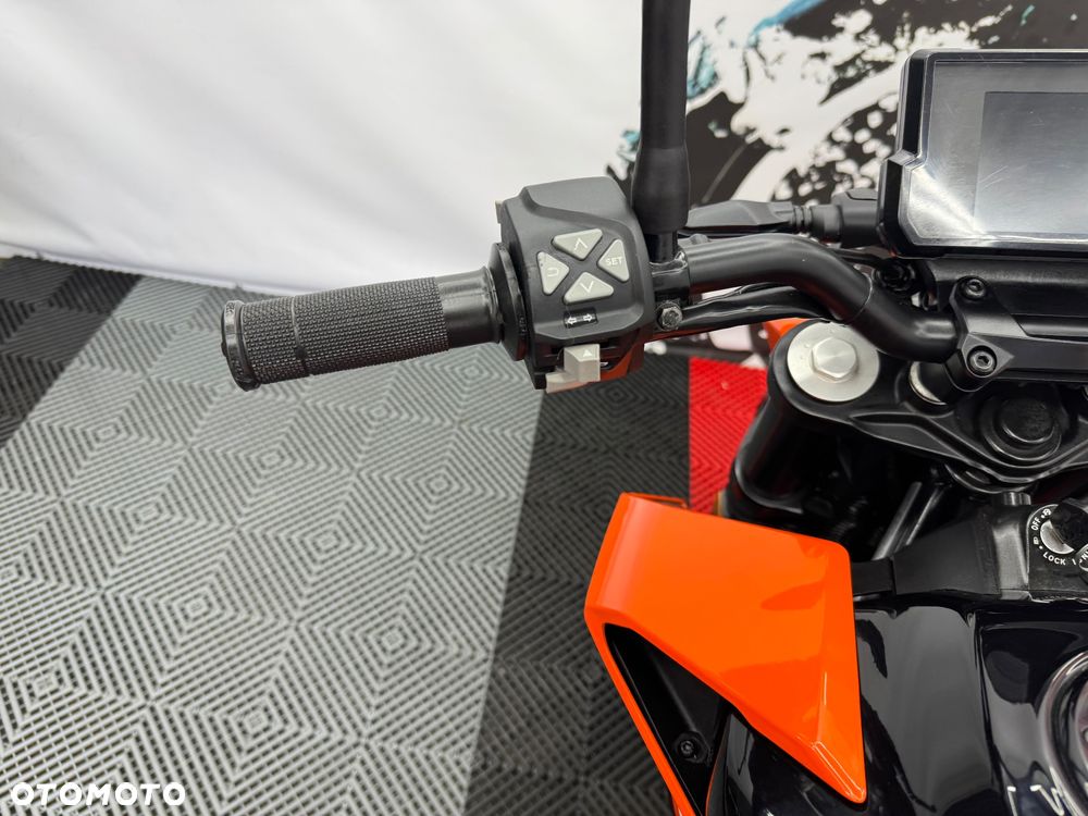KTM Duke - 26