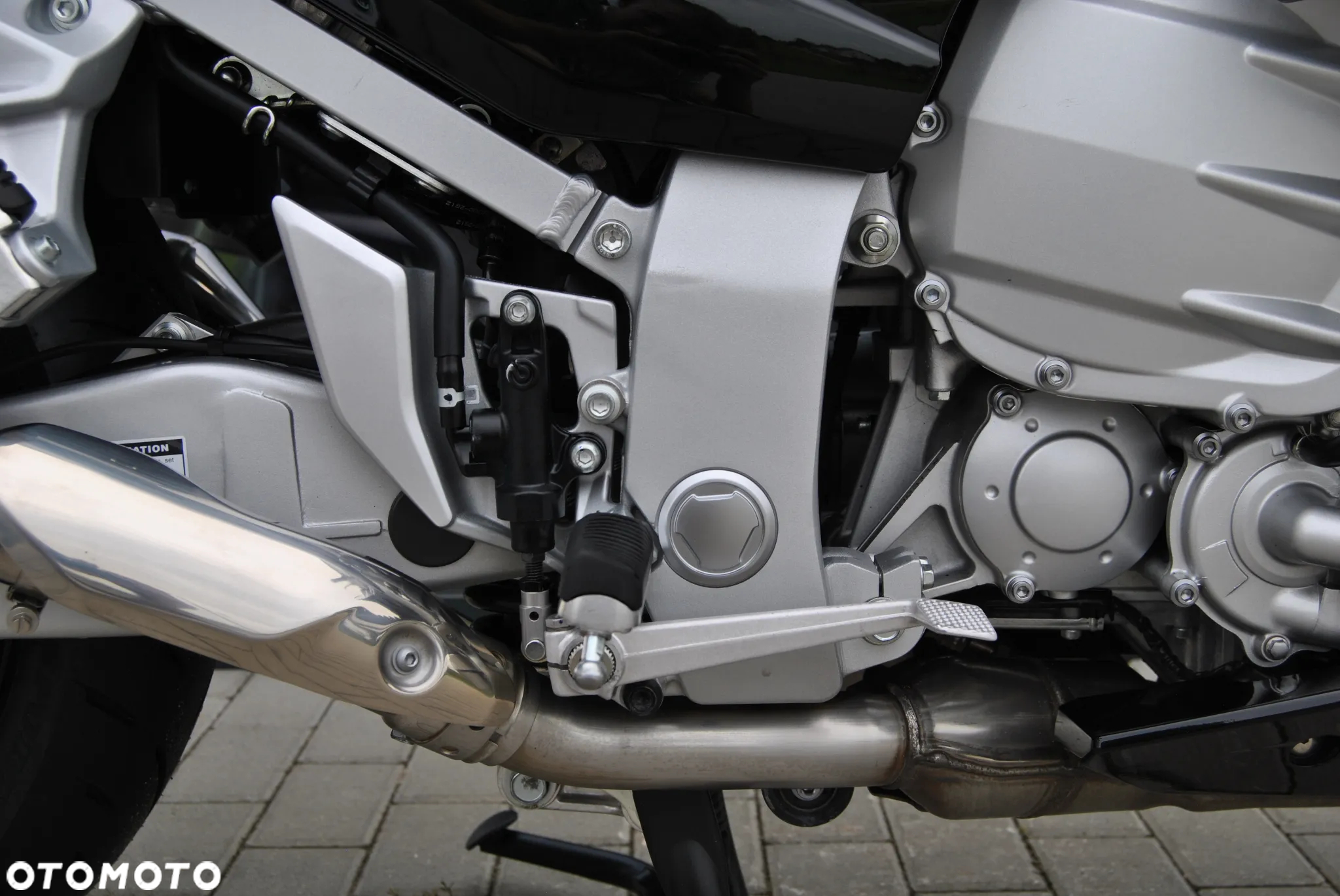Yamaha FJR - 21