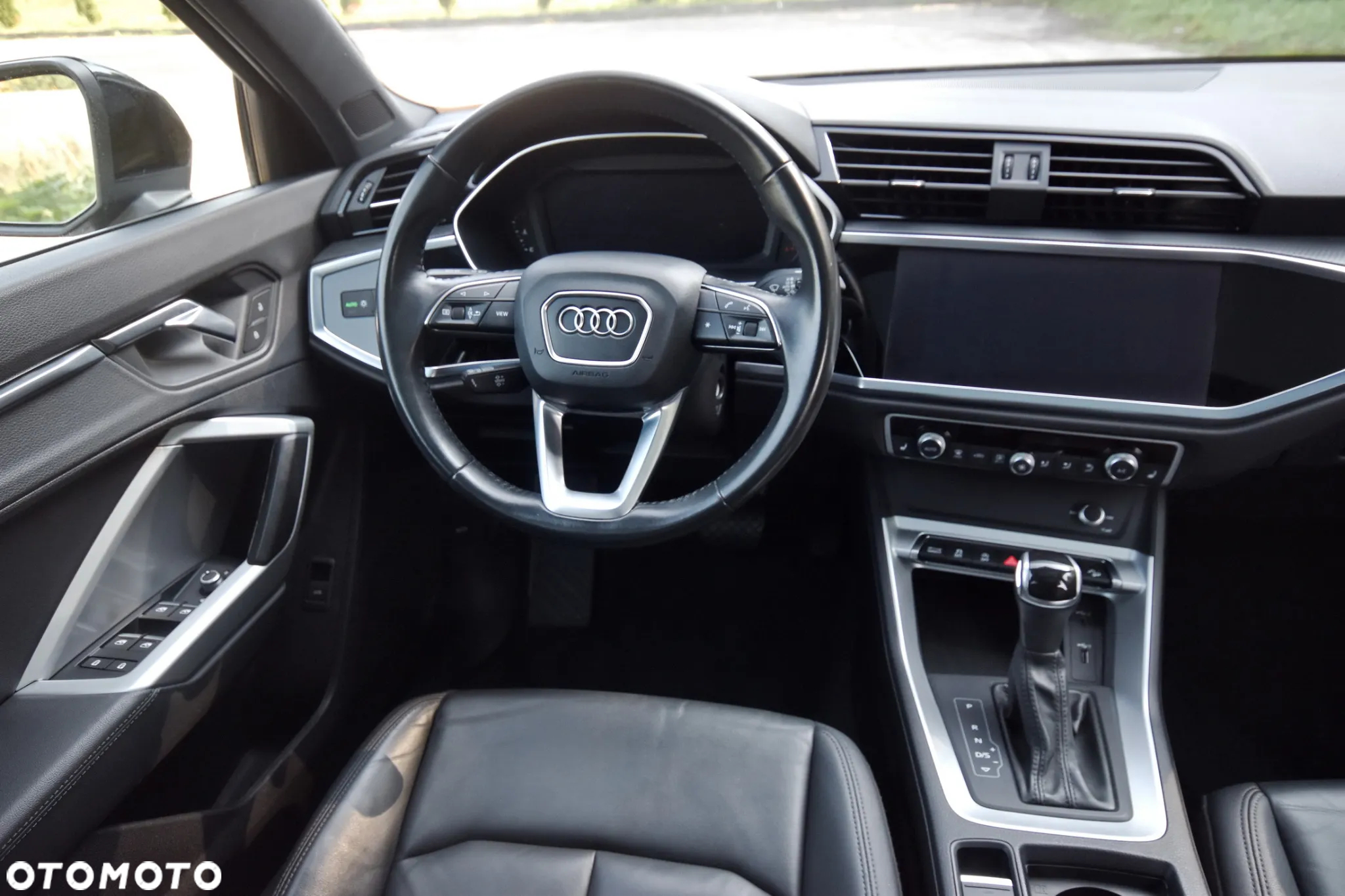 Audi Q3 - 22