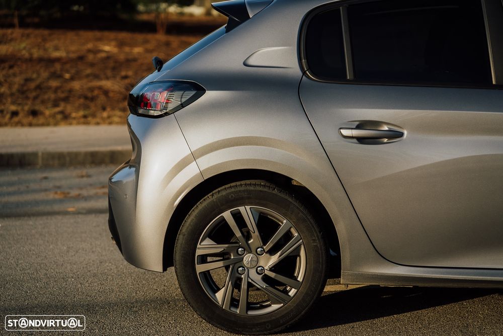 Peugeot 208 1.2 PureTech Active Pack - 6