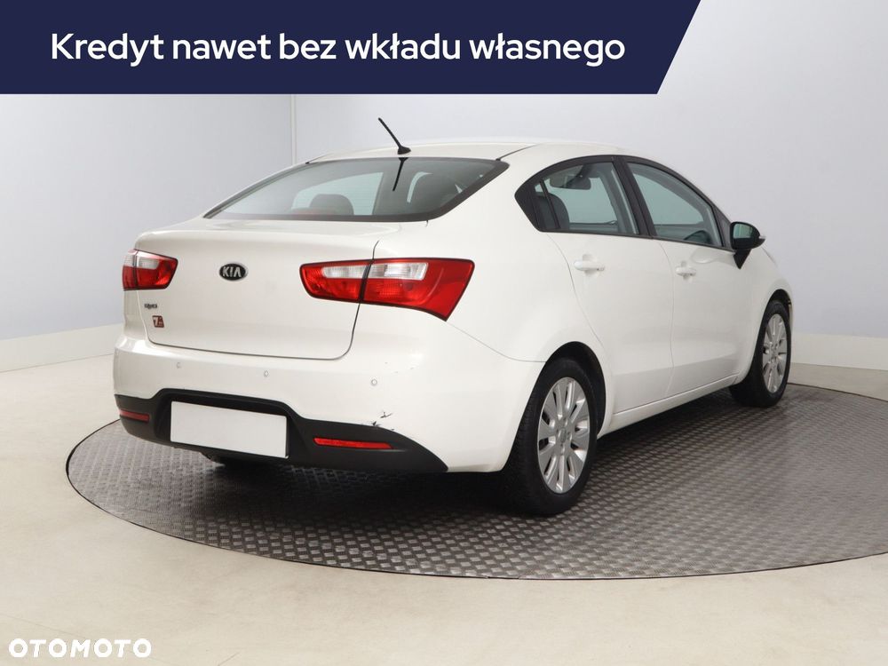 Kia Rio - 7