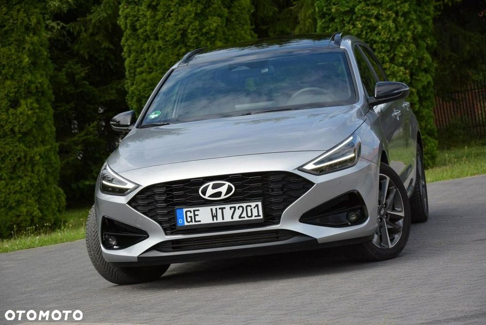 Hyundai i30 1.5 T-GDI 48V-Hybrid DCT Advantage - 8