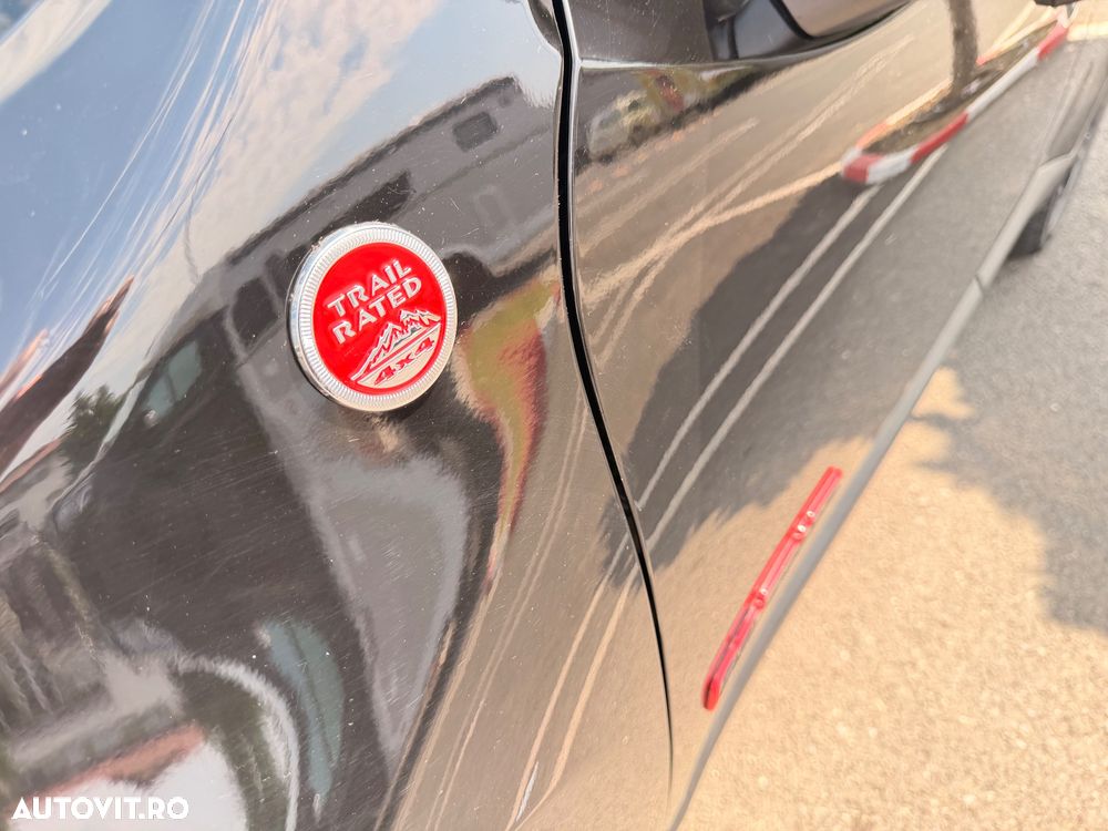 Jeep Renegade - 30