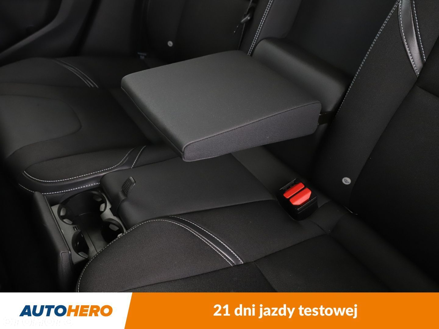 Volvo V40 - 30