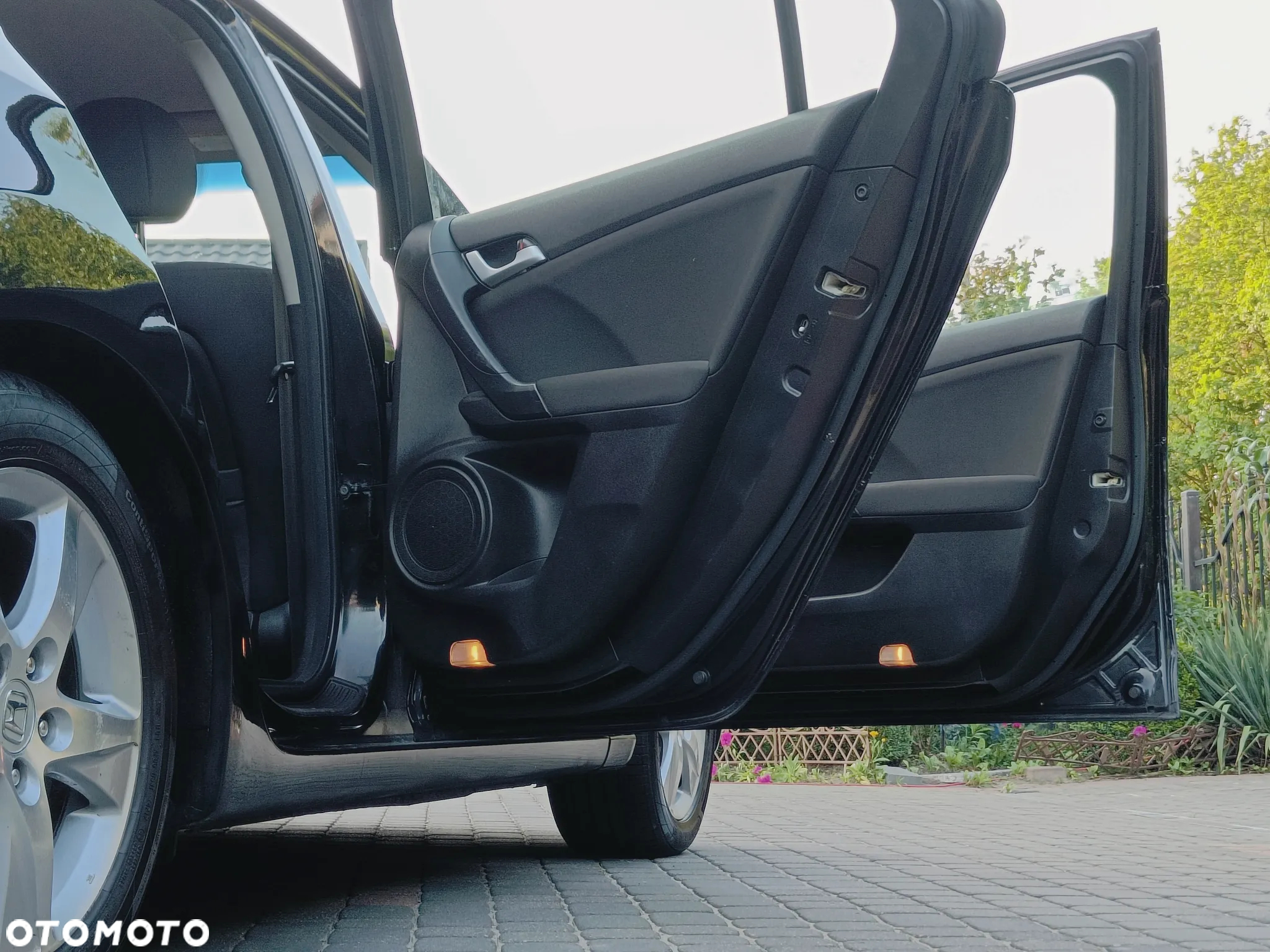 Honda Accord 2.0 Executive - 15