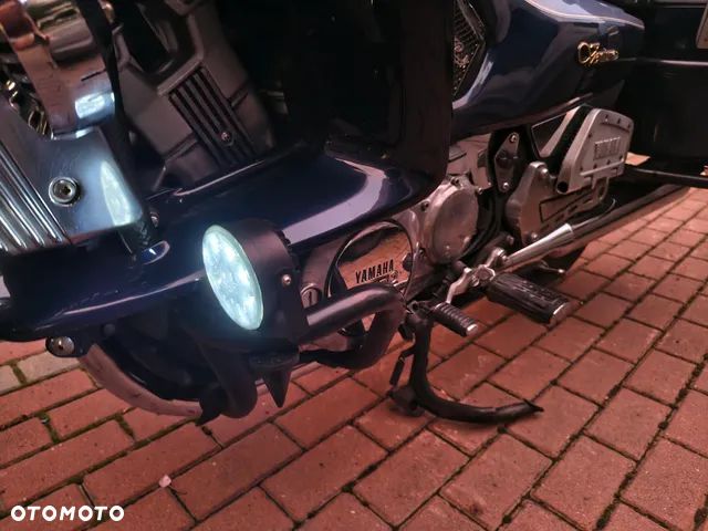 Yamaha XVZ - 4