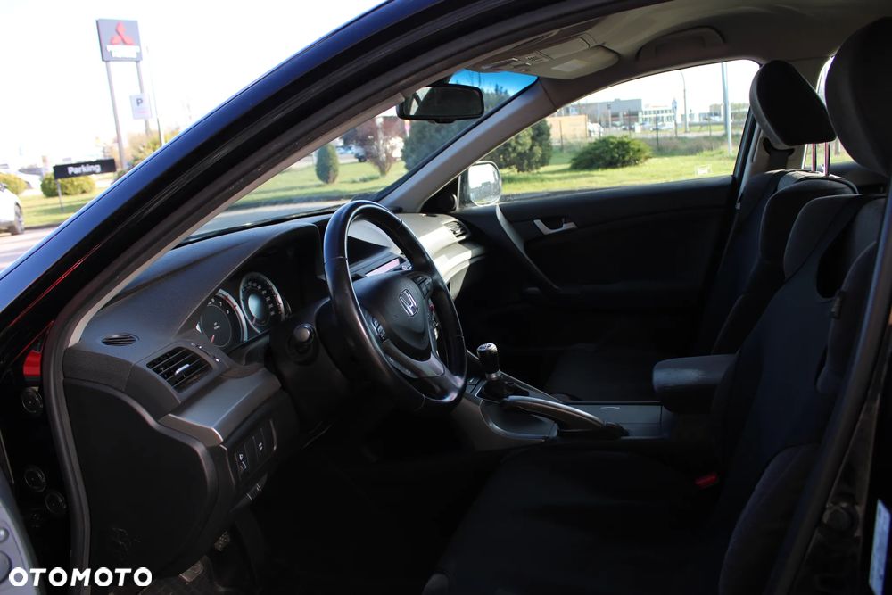 Honda Accord 2.0 Elegance Nav - 11