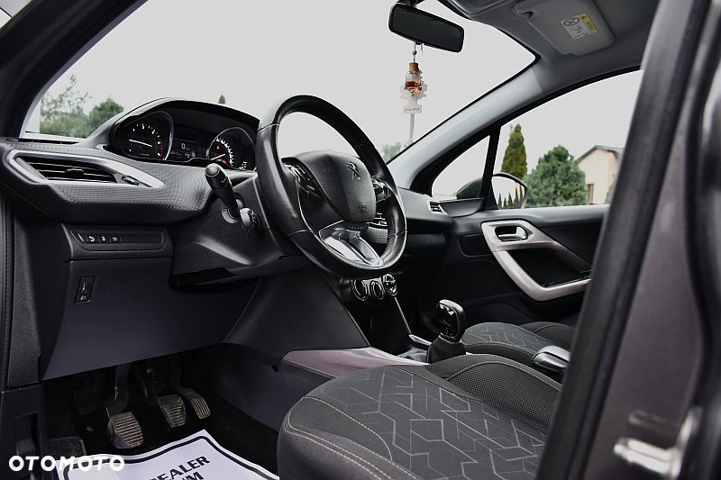 Peugeot 2008 1.6 BlueHDi Style - 9