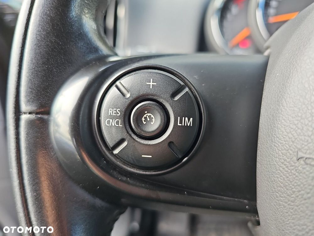 MINI Countryman Cooper Classic Trim - 20