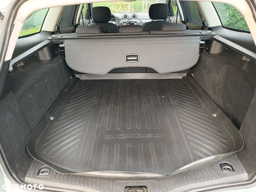 Ford Mondeo 2.0 T Titanium S MPS6 - 33