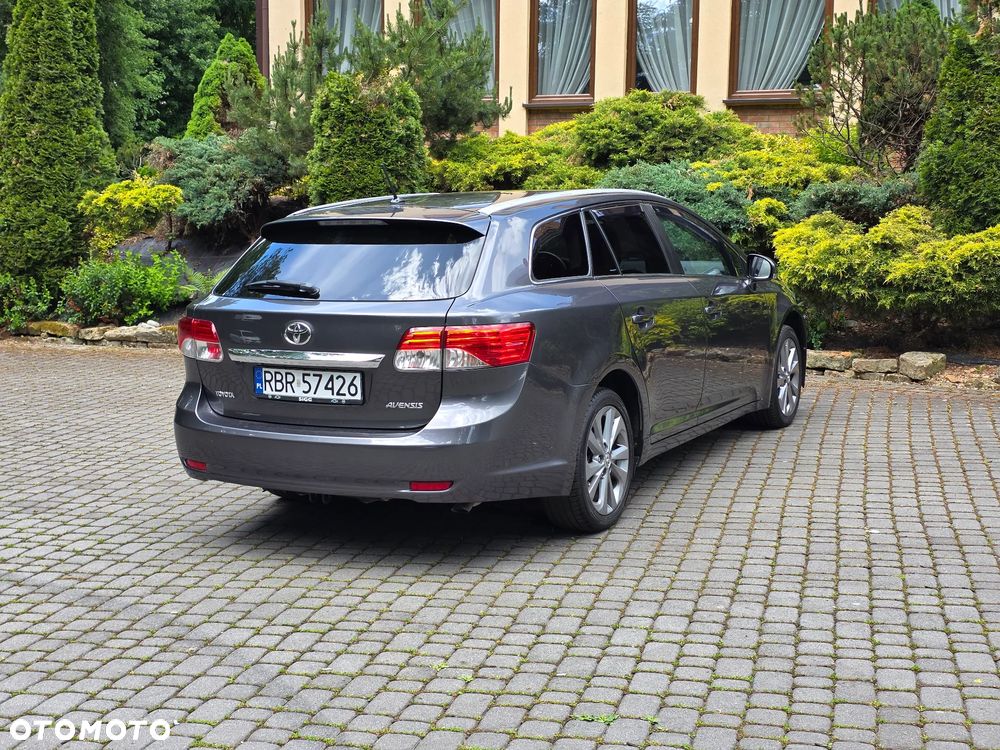 Toyota Avensis 2.0 D-4D Edition - 4