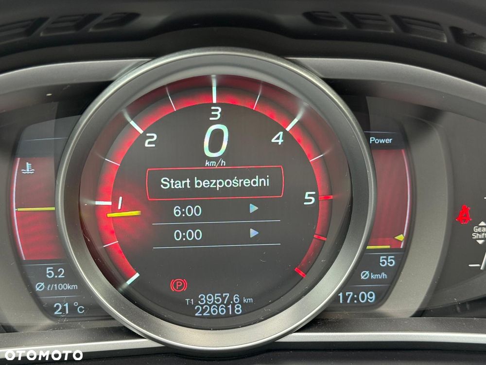 Volvo V40 D2 Momentum - 26